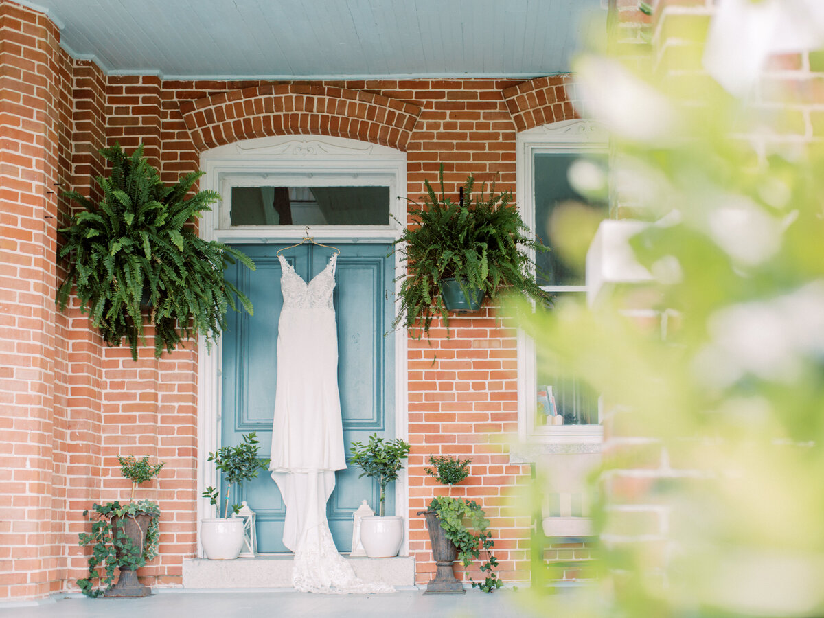 Edenton North Carolina Wedding Photographer Cotton Gin Inn Jenna Steven-8