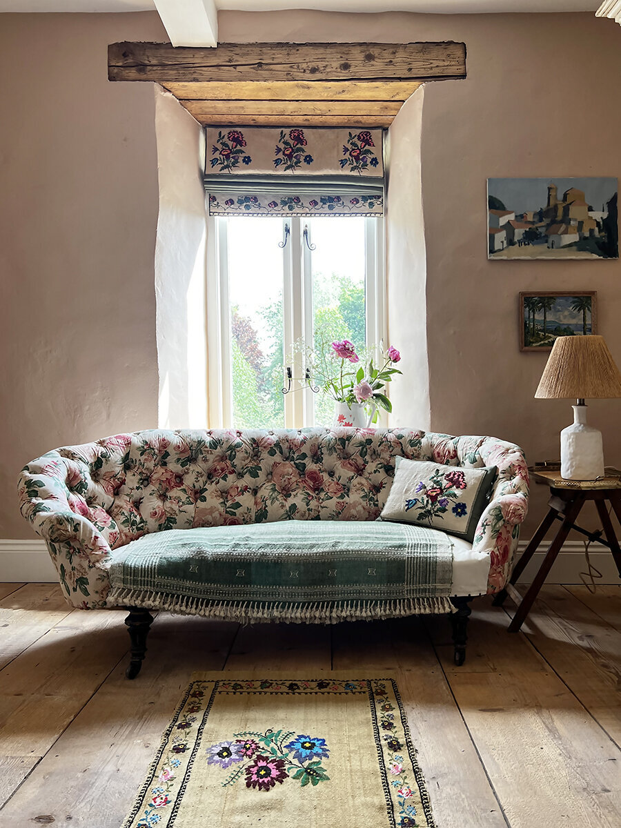 Create - Lisa M - Sofa in Guest bed wide lr