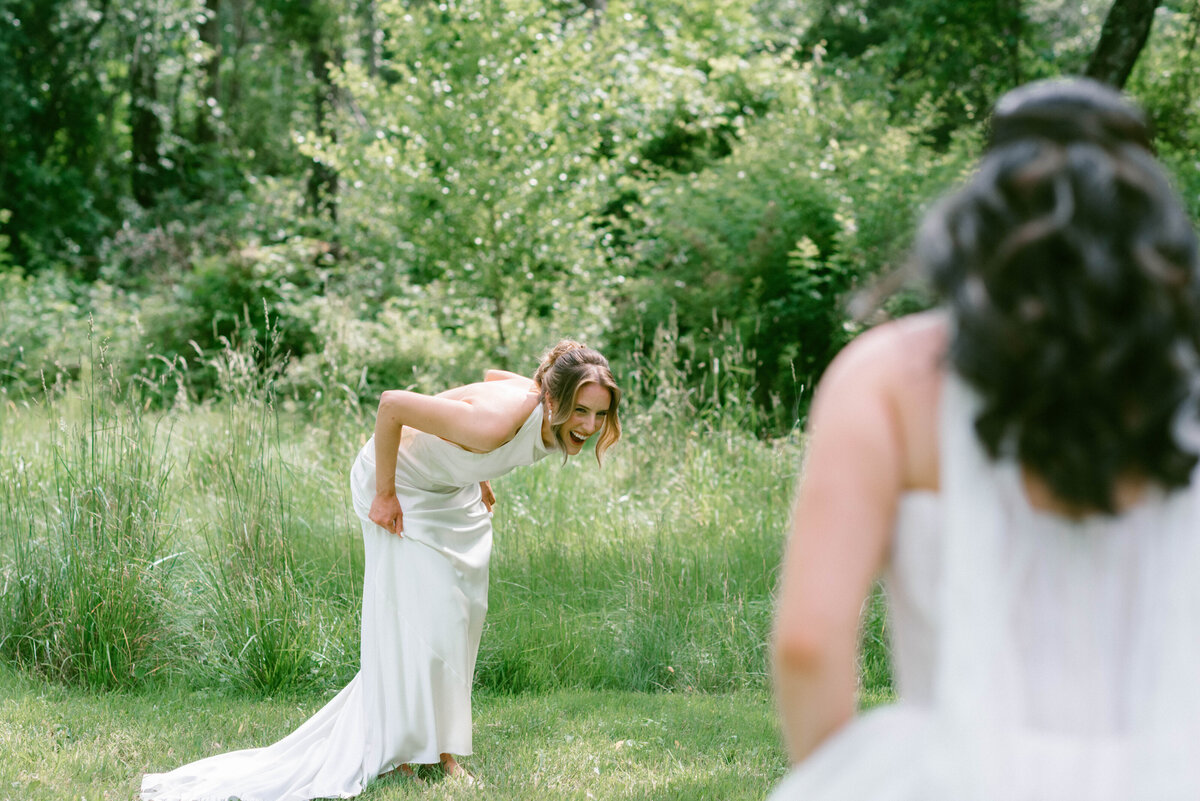 Faye-Fern-Creative-ArdentAndElm-Meaghanne-Tatiana-Hudson-Valley-Same-Sex-Wedding-First-Look-02