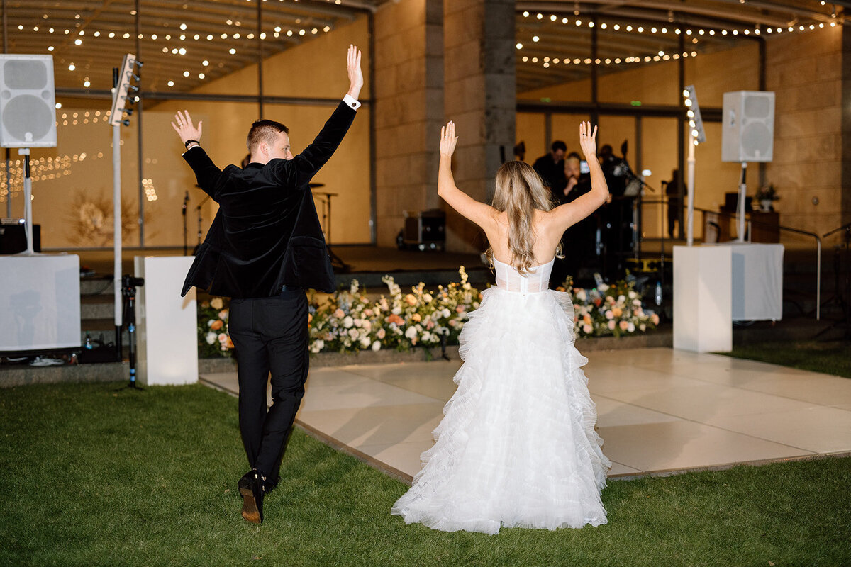 alexa + alex - nasher sculpture center - portraits_ cocktail hour_ + reception - jaycee quinn photography-153