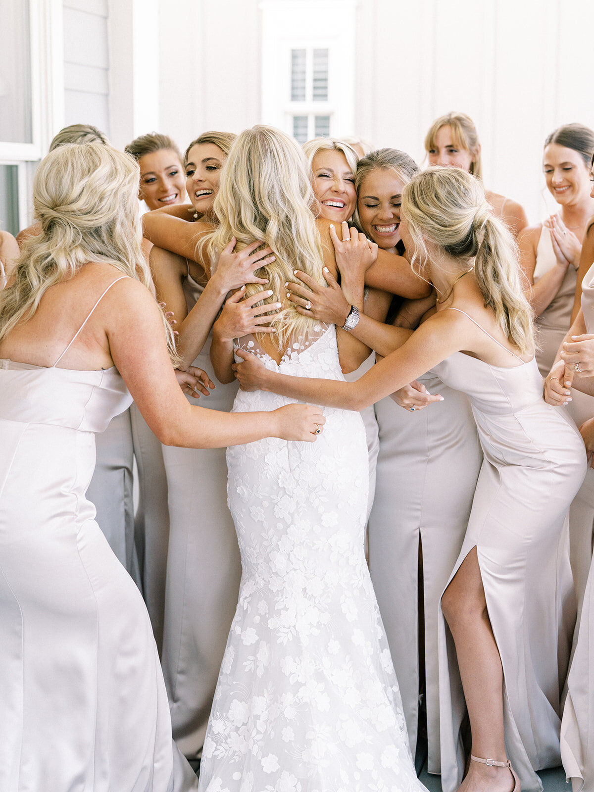 destination-wedding-bride-brodesmaids-first-look-hug