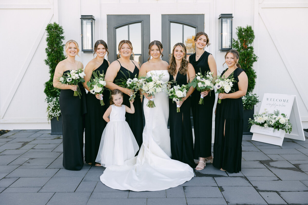 etre-farms-wedding-daniela-cardili-bridesmaids-1