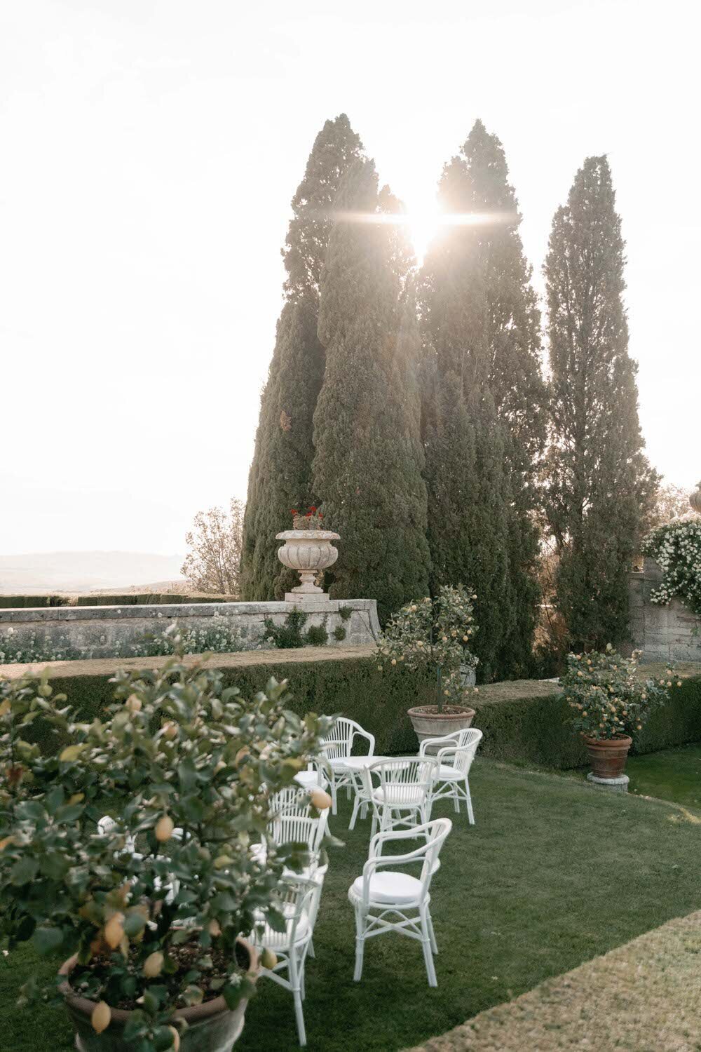 Flora_And_Grace_Tuscany_Editorial_Weddng_Photographer-29