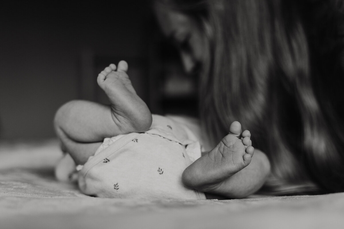 WEB - Kelly, Jonathan & Luca - Tiny Wonders newbornshoot Rotterdam Rhoon | Samantha Bosdijk Photography-76