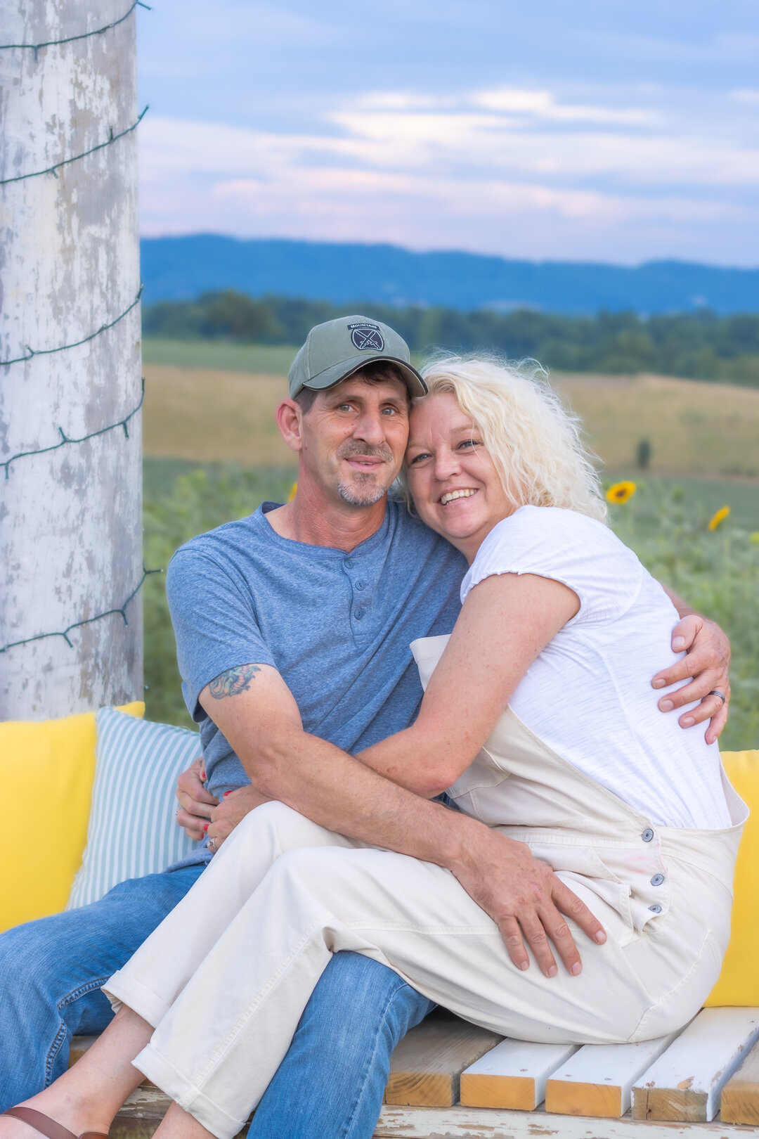 2022-Sinkland-Farms_couples-family-photoshoot_SM-5590