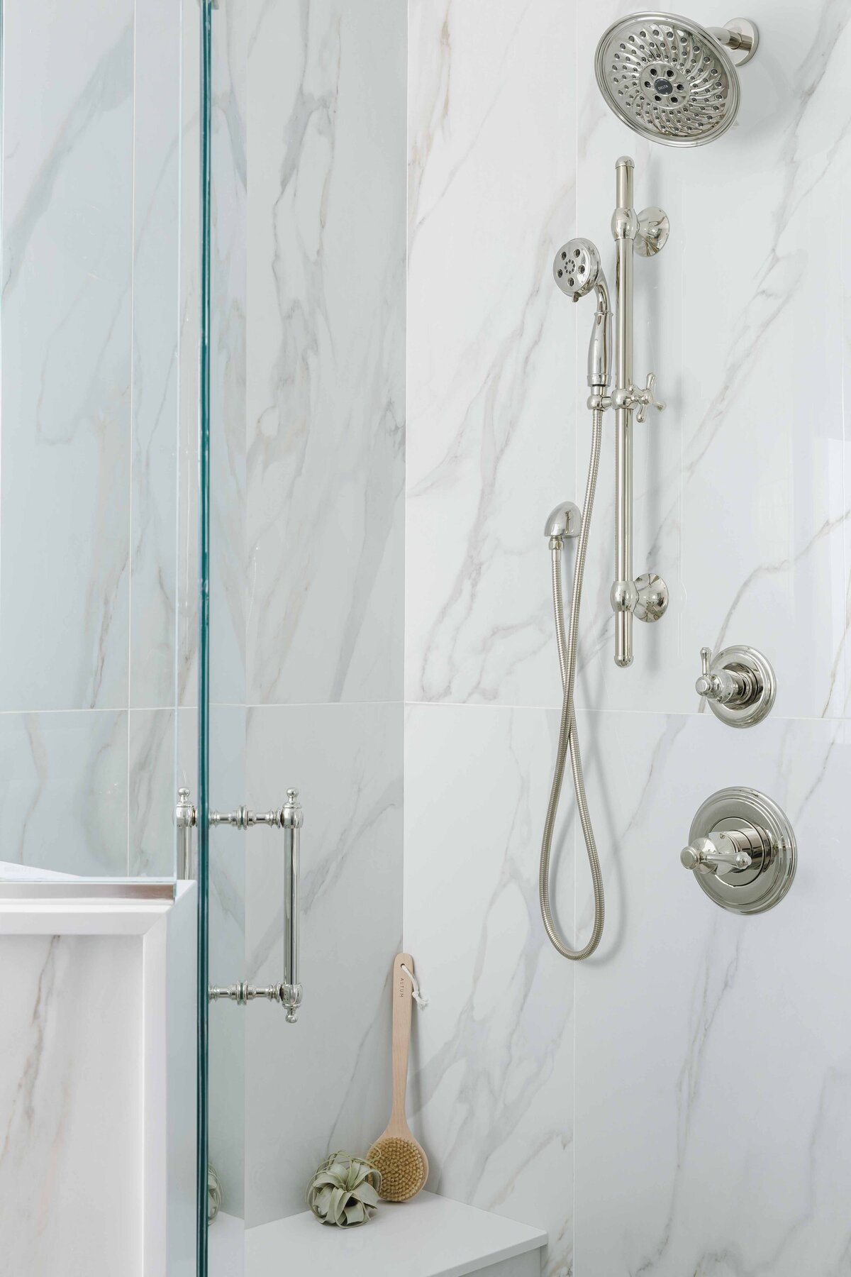 Bathroom by Twig + Timber Interiors Sonia V Photography-10