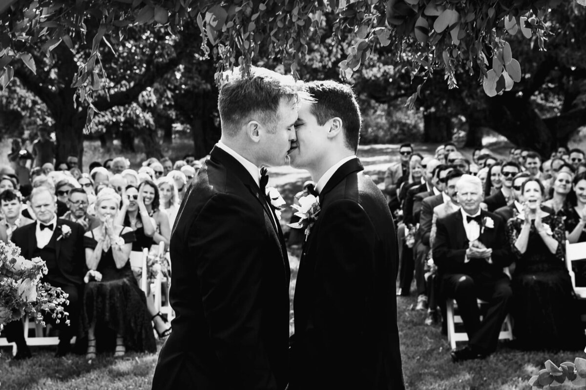 pinecroft-mansion-gay-wedding-ceremony-cincinnati
