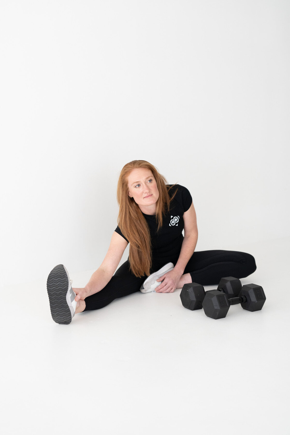 jeffs-gym-trainer-stretching-branding-session