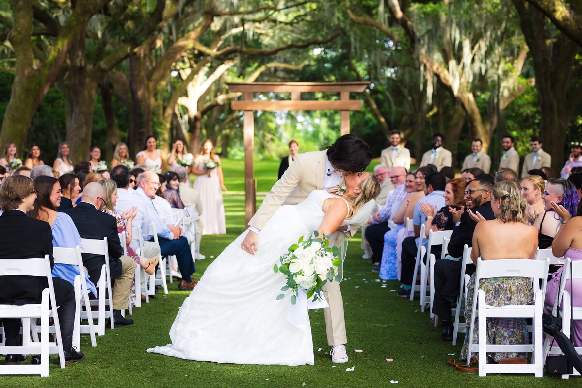 Deavor_Bennett_Wedding-338 (2)