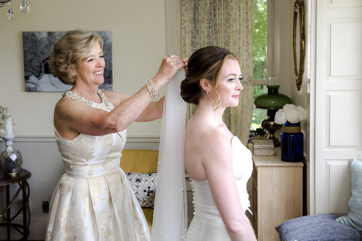 Photos from a wedding at Saratoga National, a Saratoga wedding venue