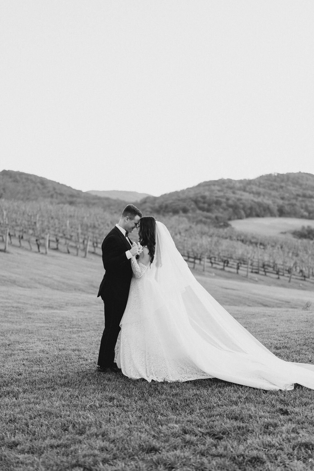 Jess&Christian_PippinHillWedding_SneakPeek-93