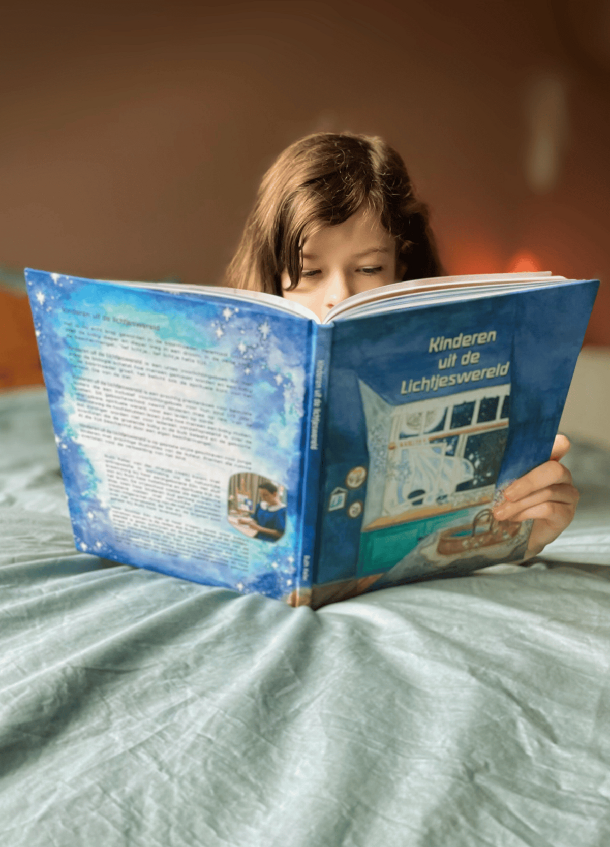 Kinderen-uit-de-lichtjeswereld, prentenboek, waldorf-inspired, holistisch-voorlichtingsboek, zelf-lezen, kind