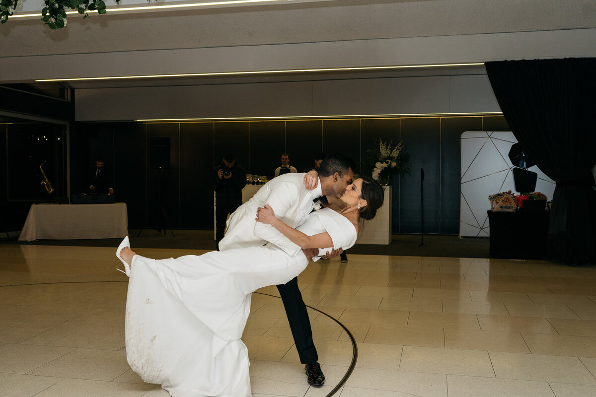 Courtney Laura Photography_ The Carousel Albert Park_ Melbourne City Wedding Photographer_ Viji and Lana-899