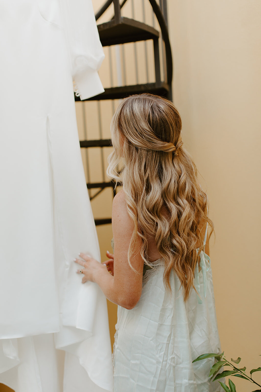 Taylor & Jonathan Elopement _ cait swithers photo + films-279