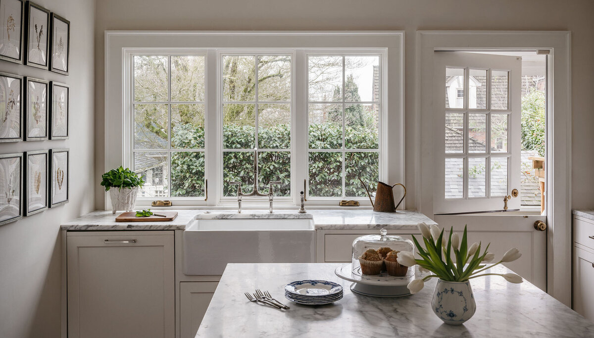 12-classic-white-kitchen-dutch-door-divided-light-windows-bridge-faucet