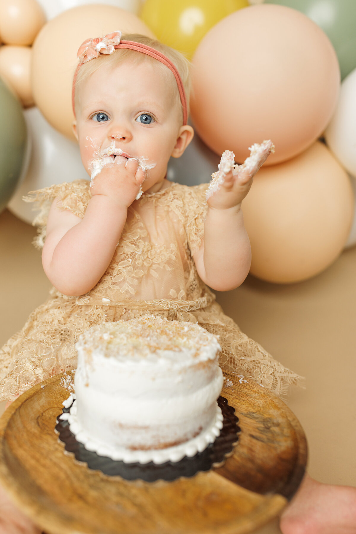 Maggie Sapp One Year Joey Winn Portrait Studio 2023 (14)