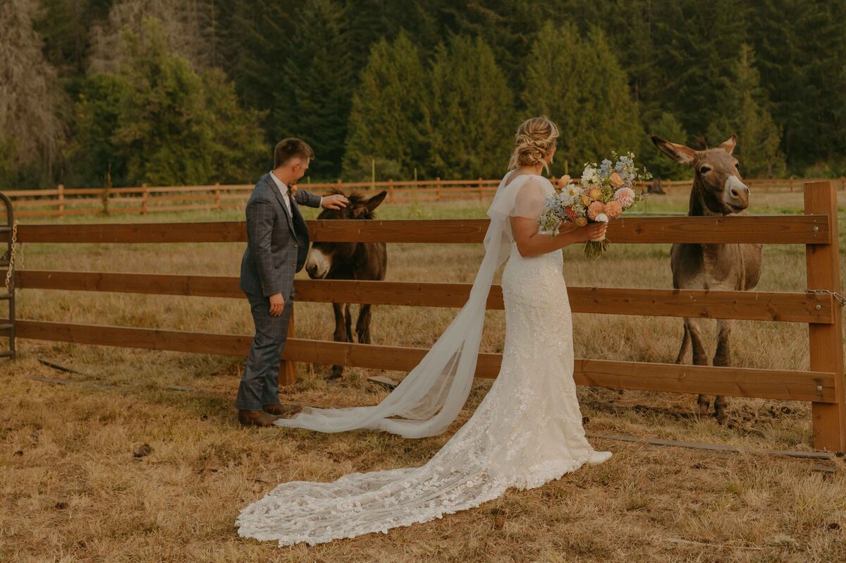 Mckenzie-River-Wedding-Photos-39