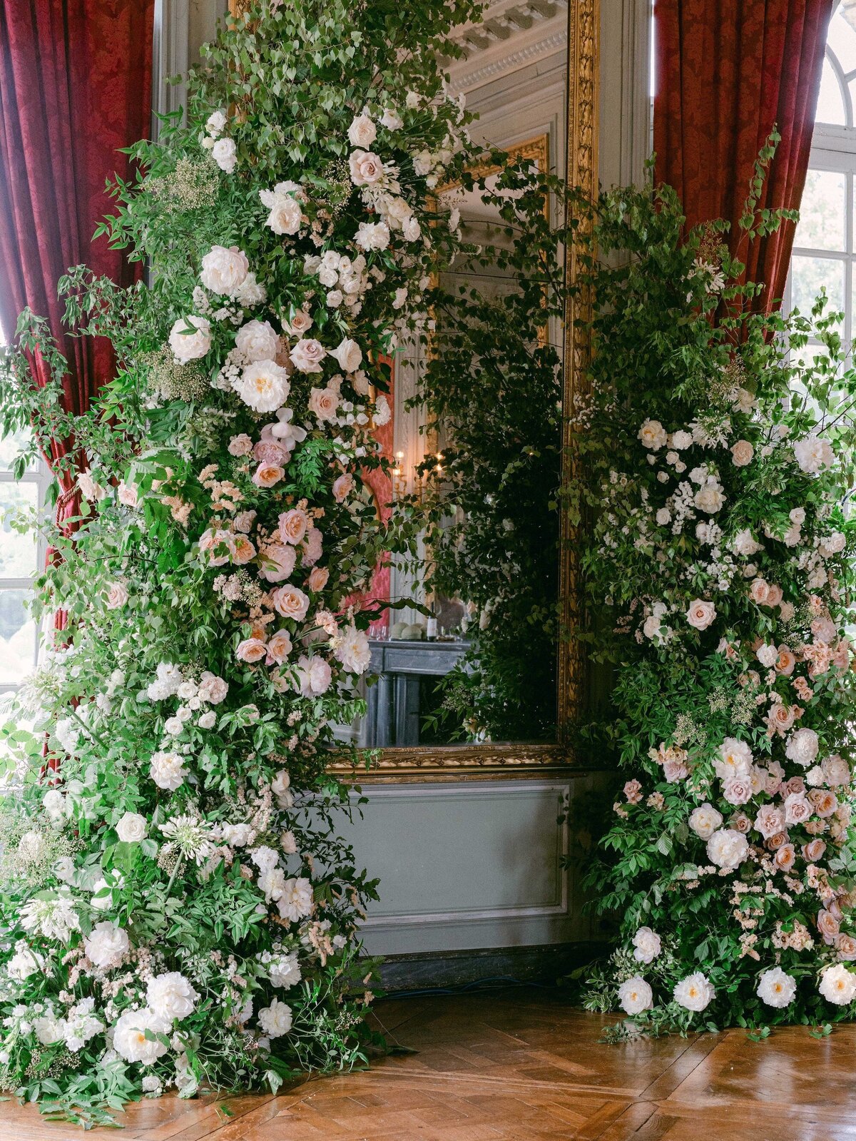 Chateau-de-Champlatreux- wedding-florist-Floraison15