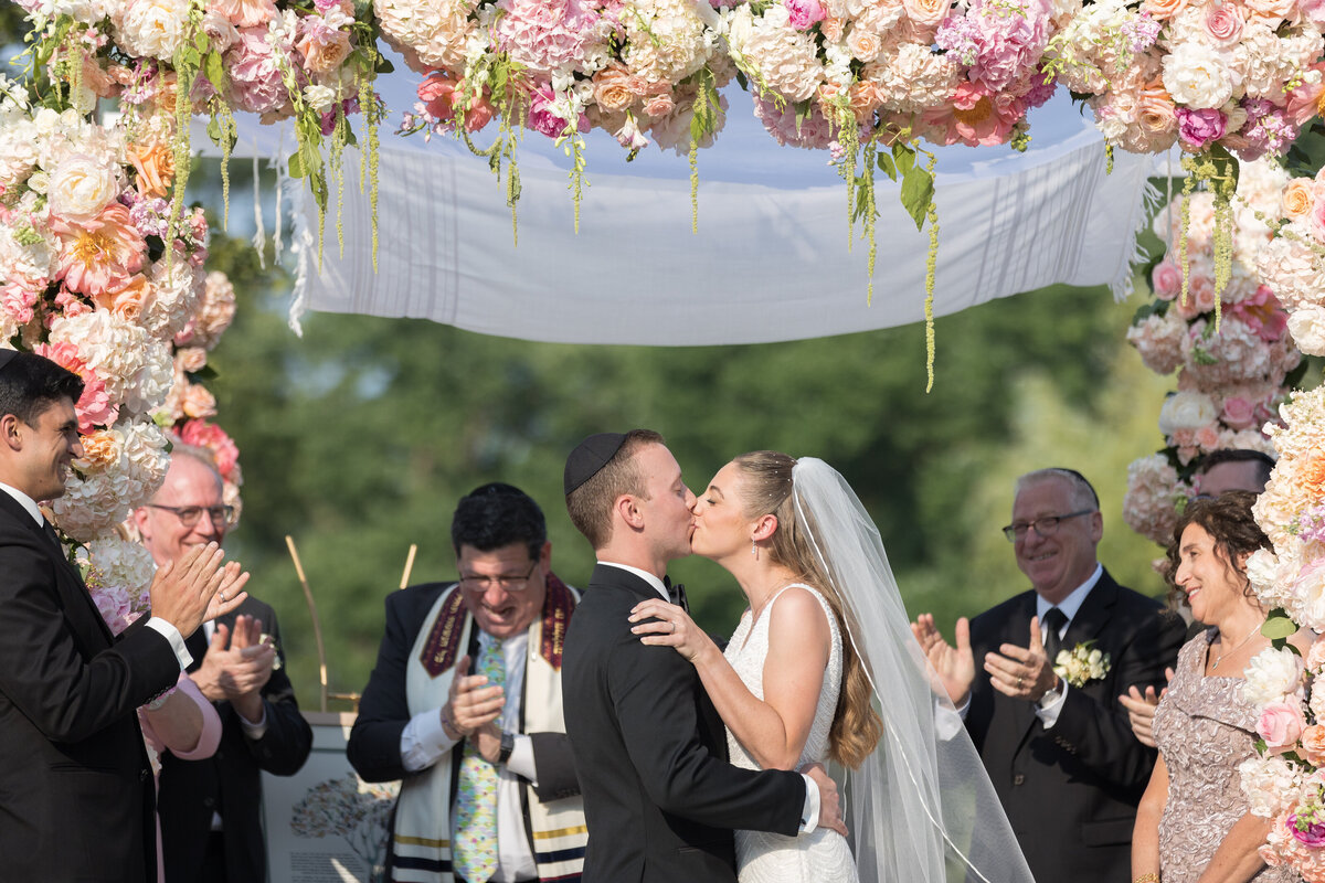 Windows on the Water at Frogbridge Wedding_74