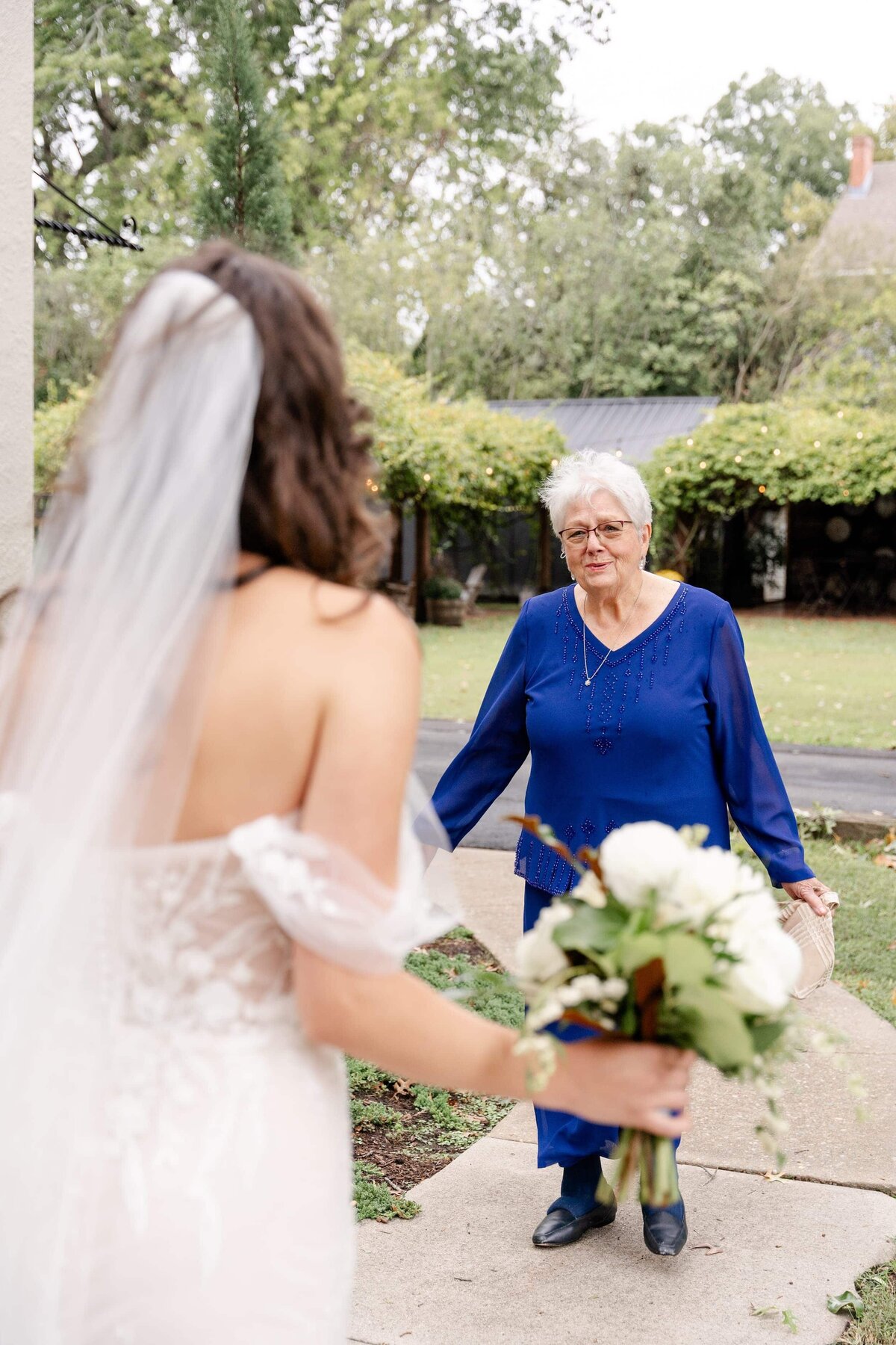 Klarissa-Lissette-wedding-photographer-Virginia-Emily-Chris-9