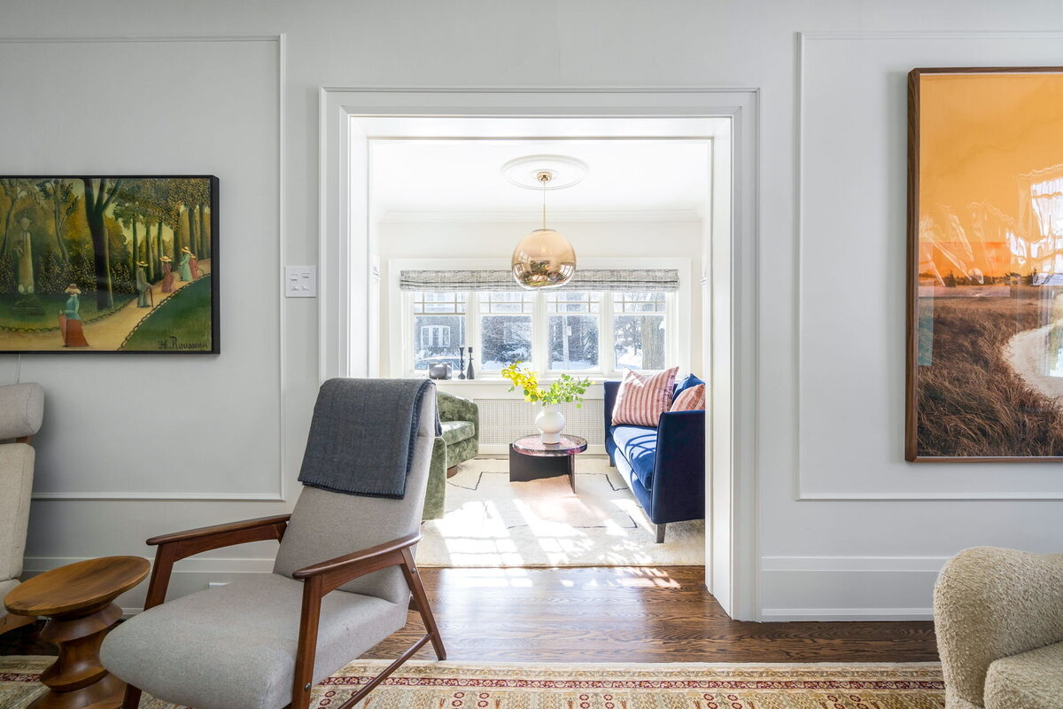 24-web-or-mls-8_009_Living Room