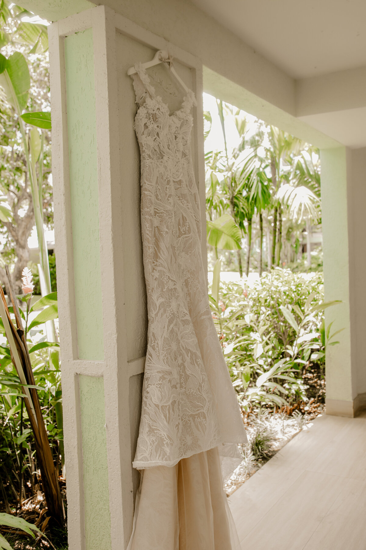 Bride and groom in Jamaica at Sandals Resorts at sunset – destination wedding photography by Tori Nichole Photography.