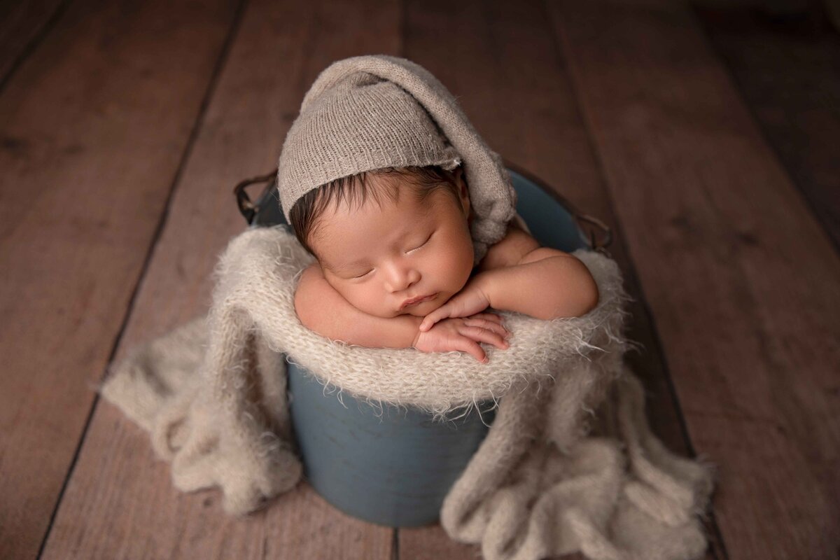 Phoenix newborn baby boy in bucket