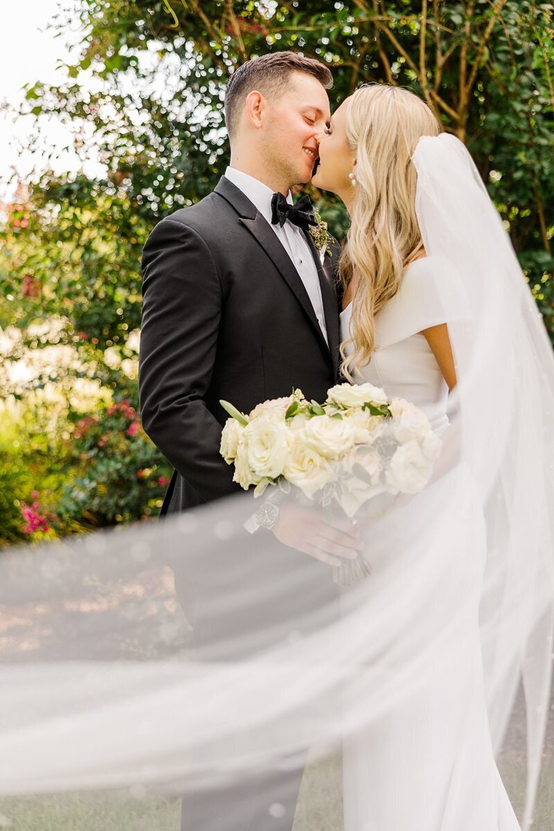 Wedding Party Portraits at Evansville Country Club187