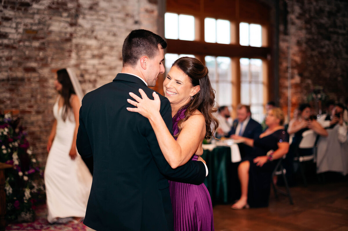 cincnnatisummerweddingphotographyinspo26