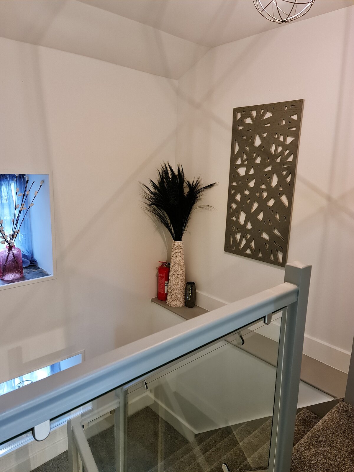 Curlew_cottage_hallway_005