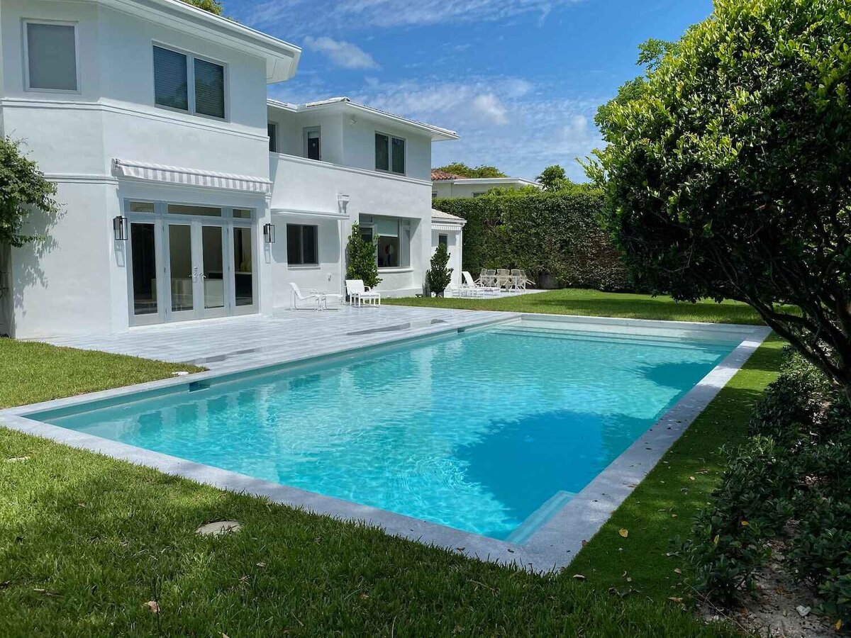 Rectangle swimming pool