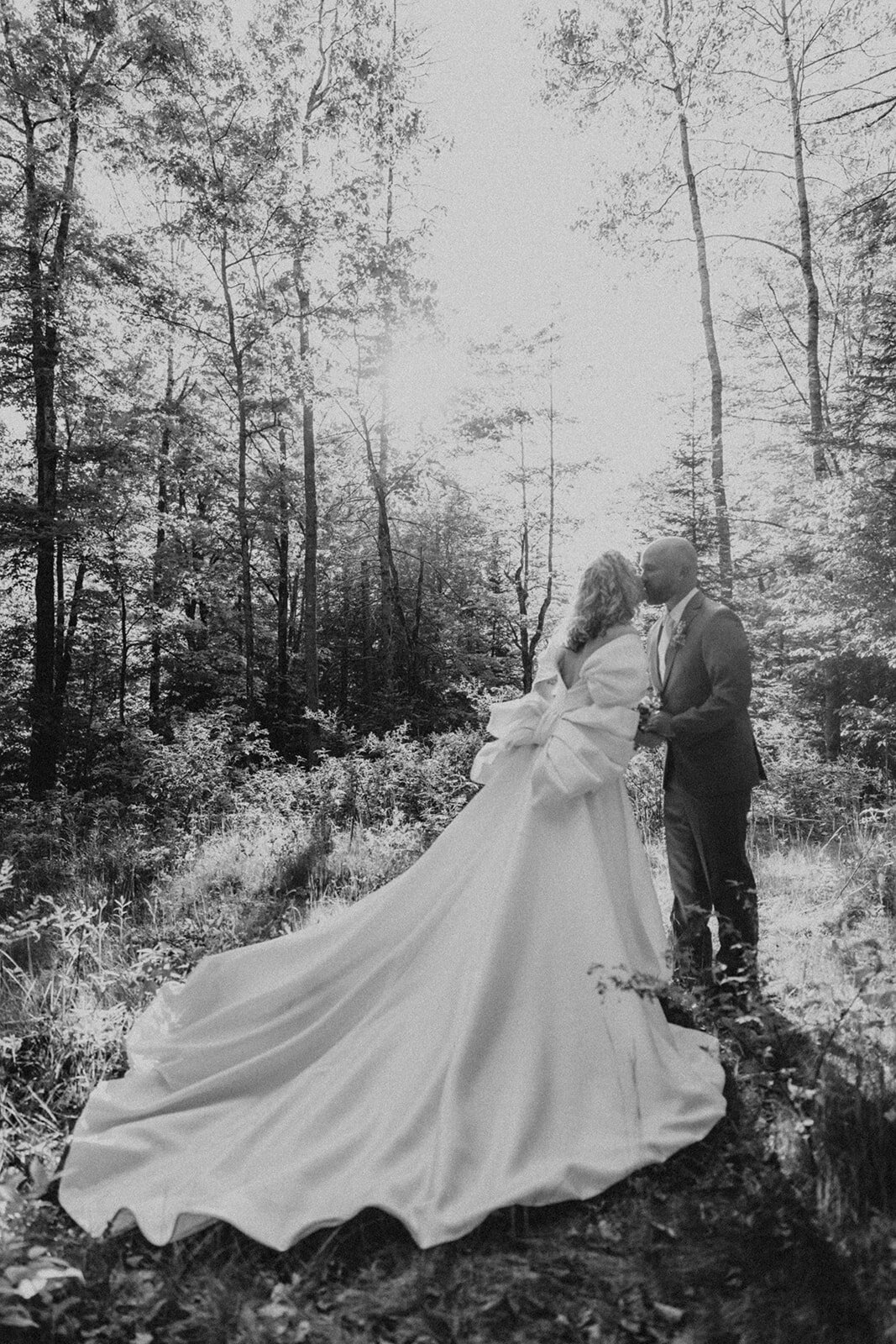 Danielle-Aisling_Strawberry_Fields_Elopement_Ottawa-27