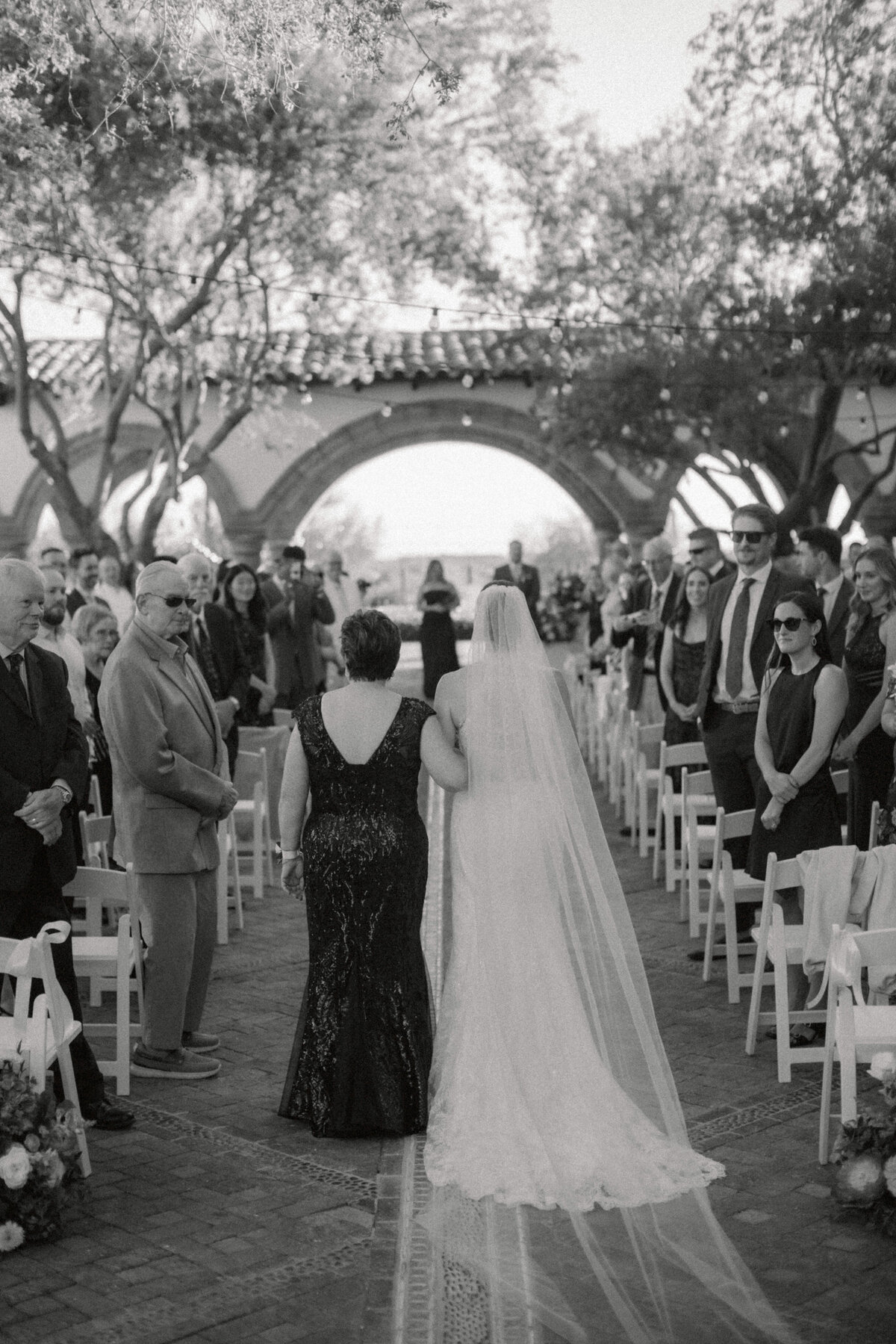 Sarah & Steven Wedding Sneak Peeks-195