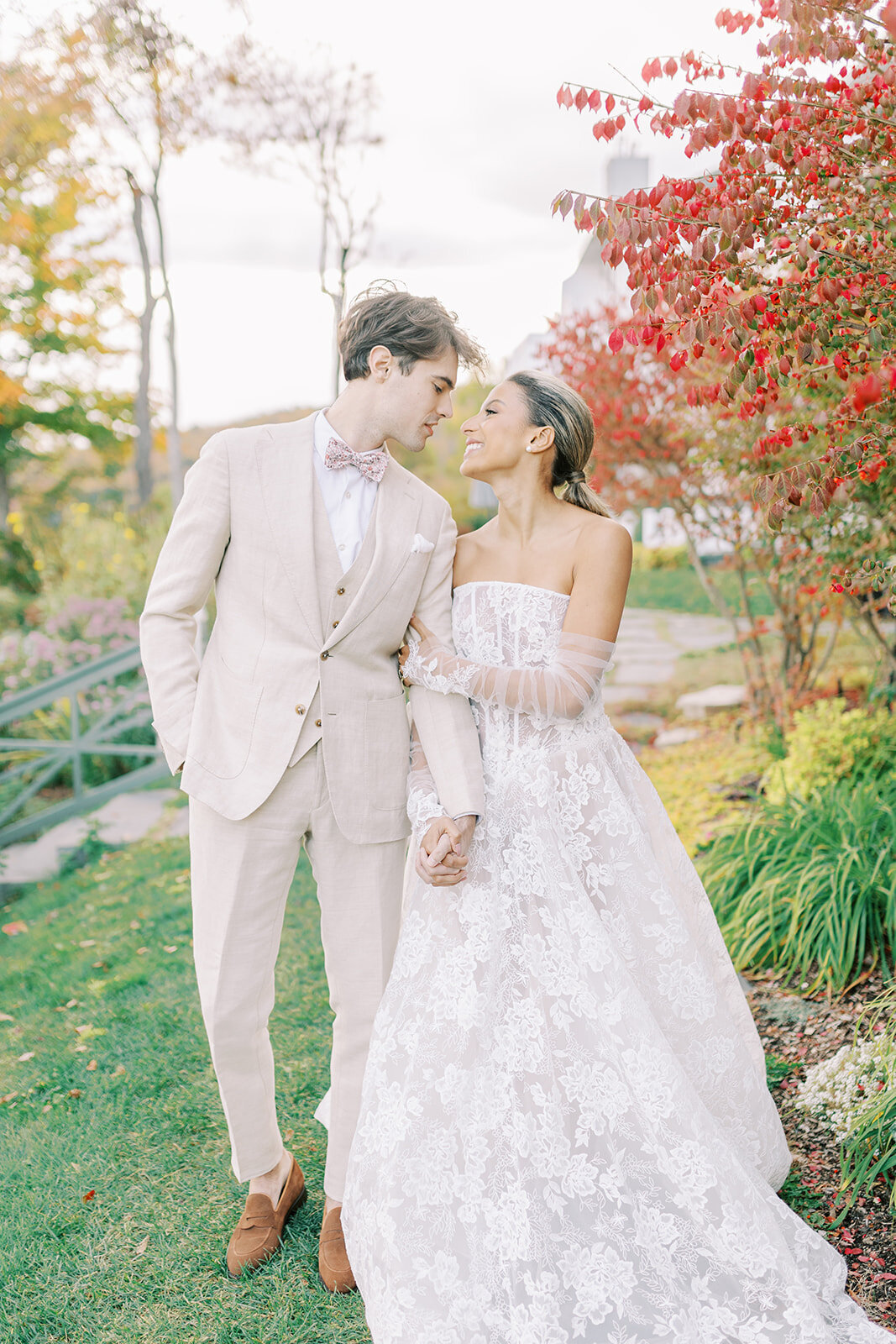 junophoto-manoir hovey-refined and colorful-fall wedding-051