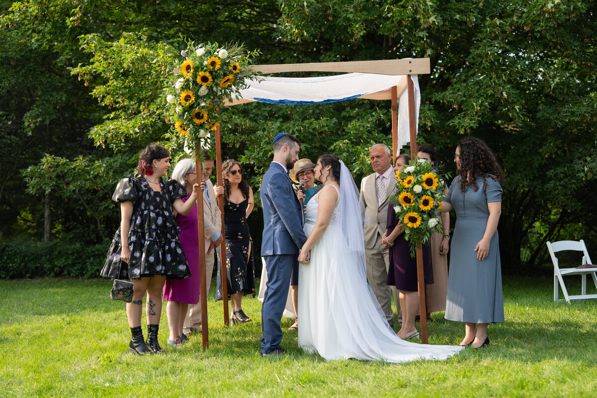 A&J Guelph Arboretum Wedding Flowers3