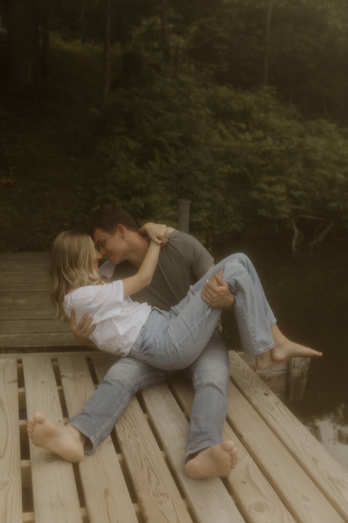 private-pond-couples-session-20