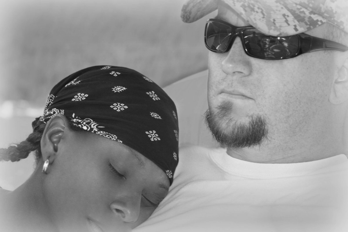 scott and shemika in boat