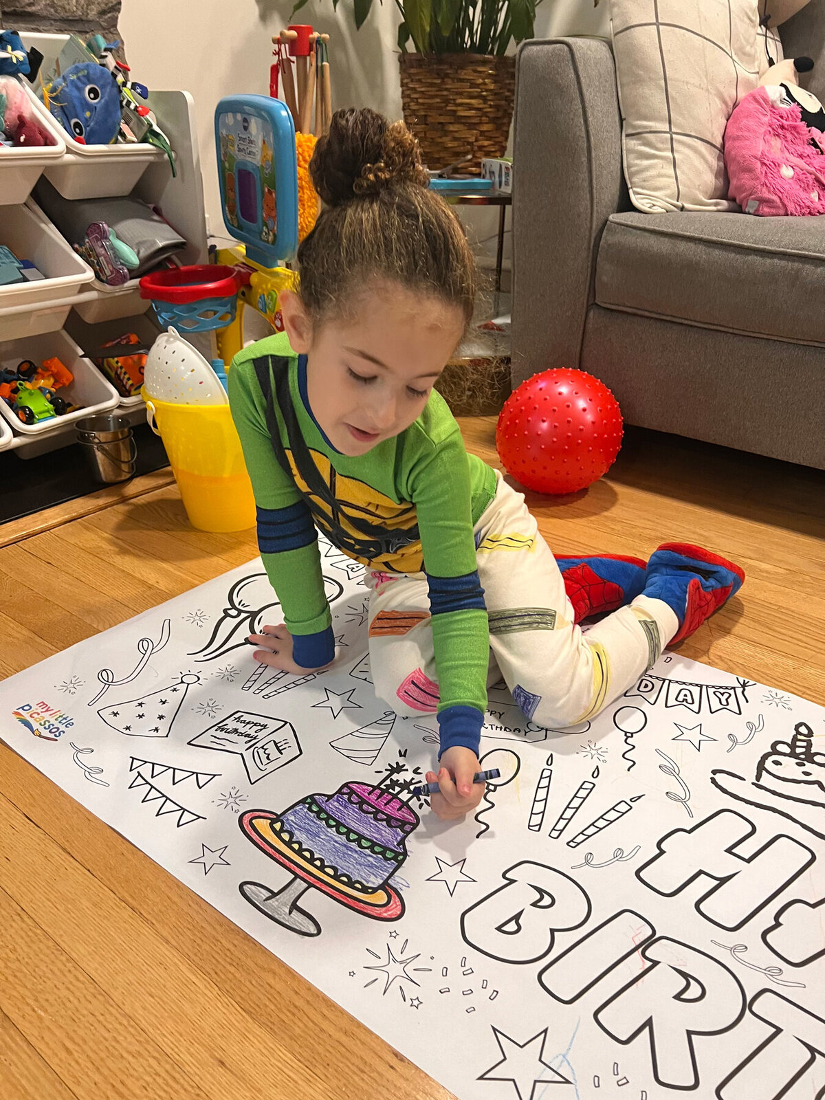 mylittlepicassos-nyc-girl-coloring-bday-banner