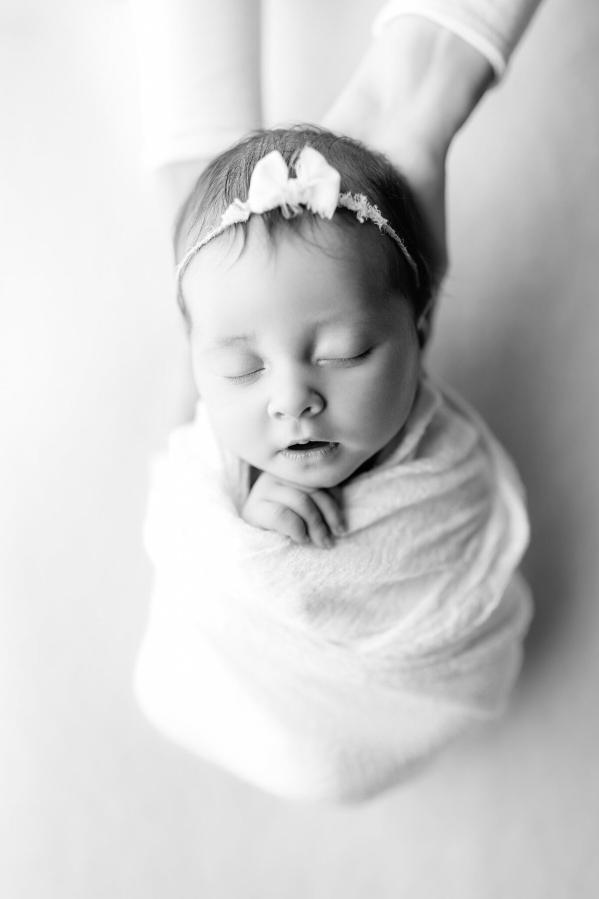 best NWA newborn photographer, newborn photography packages, newborn portrait studio Northwest Arkansas