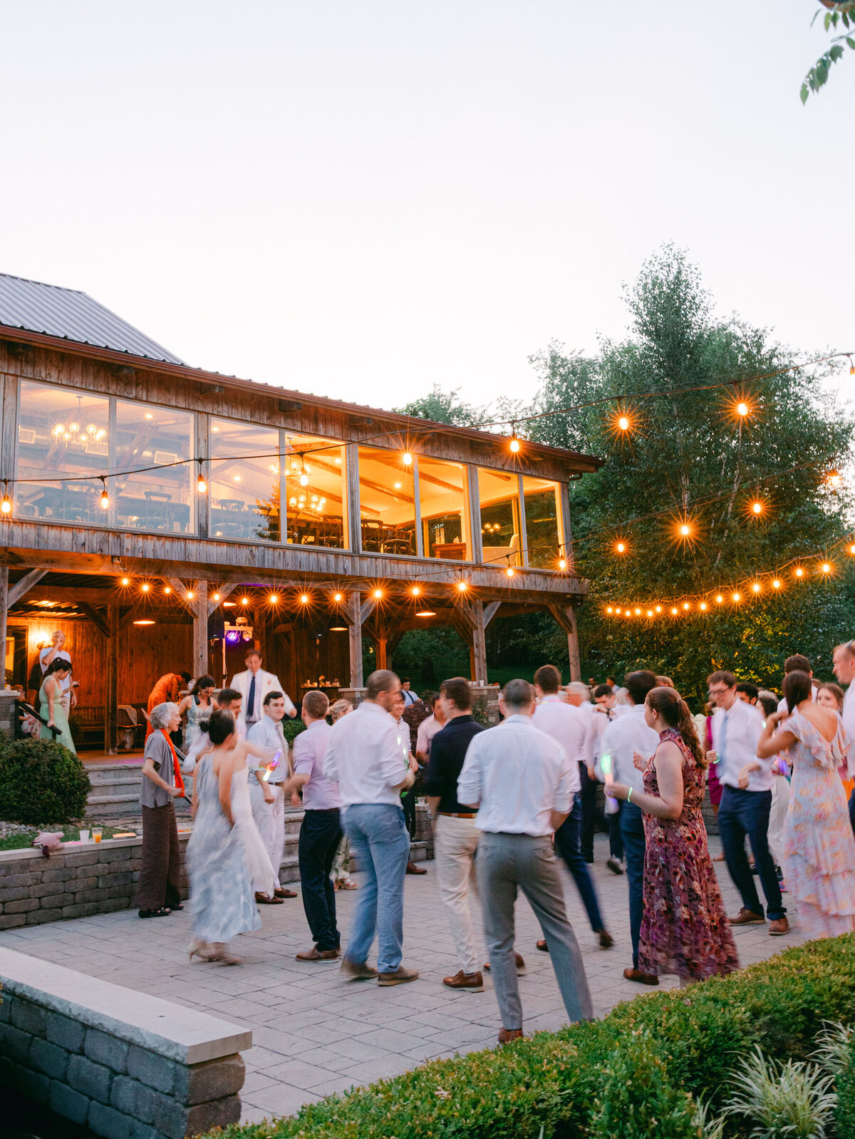 Pittsburgh-wedding-photography-Willowbrook-Weddings-Burgh-Brides-lgbtq-atp-light-and-airy-photograper-238