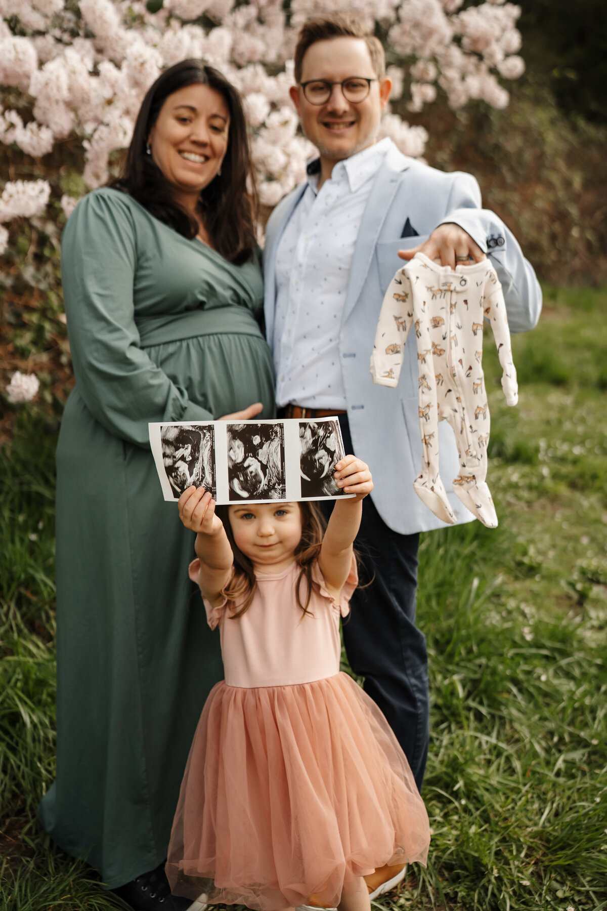 Mt-Tabor-Maternity-Pregnancy-Photos-with-toddler-096