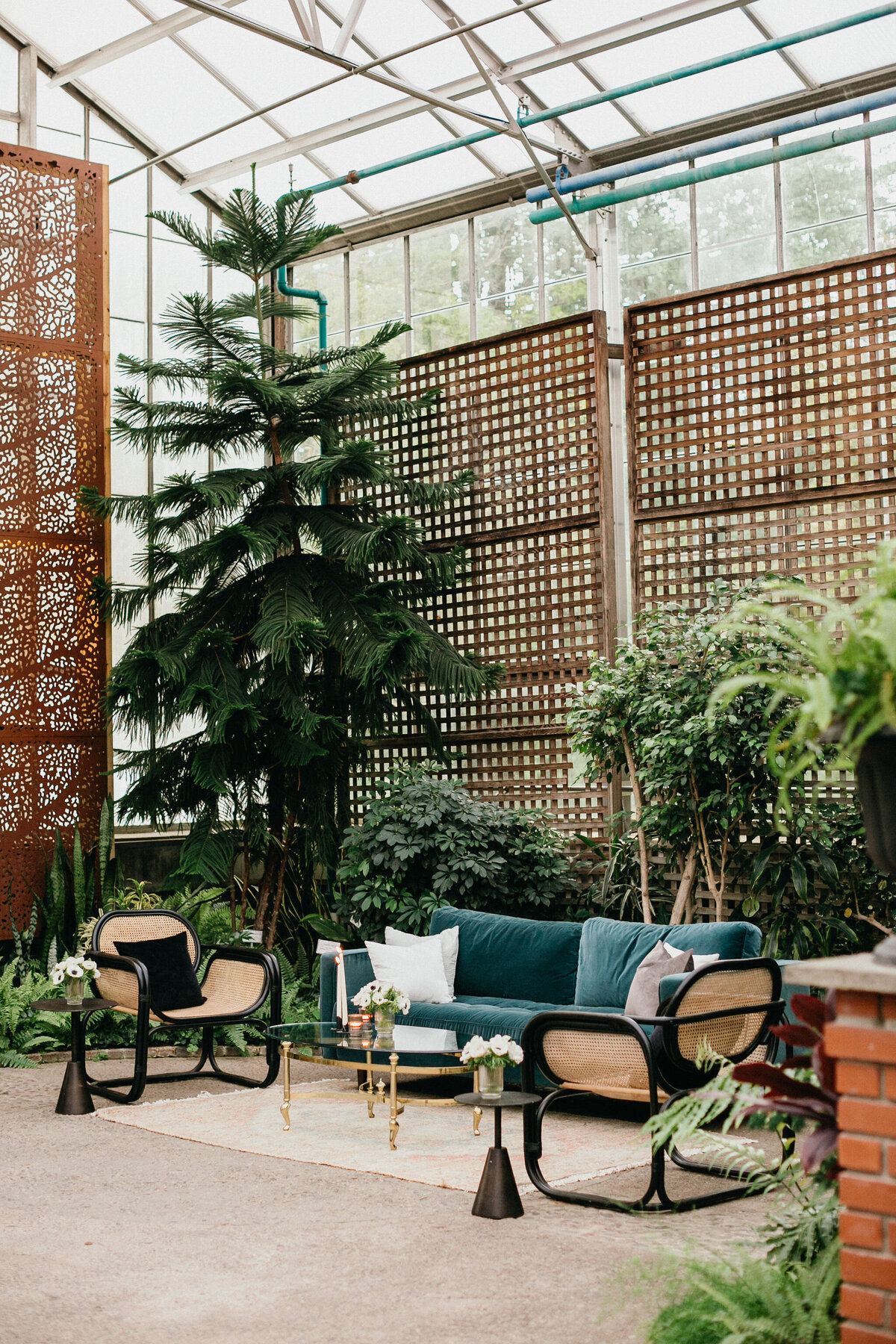 jaclyn-fisher-events-planning-chic-modern-greenhouse-wedding-in-philadelphia-98