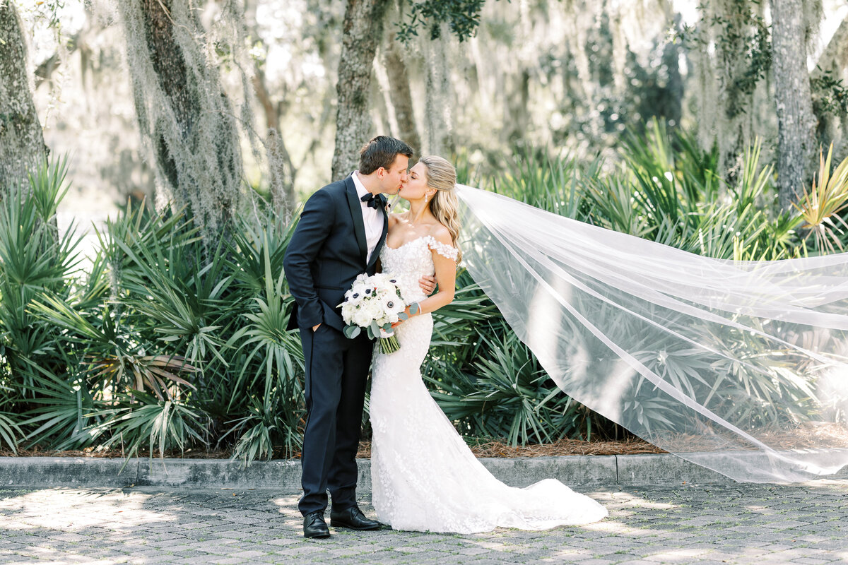 Classic Oyster Bay Yacht Club Wedding-4368