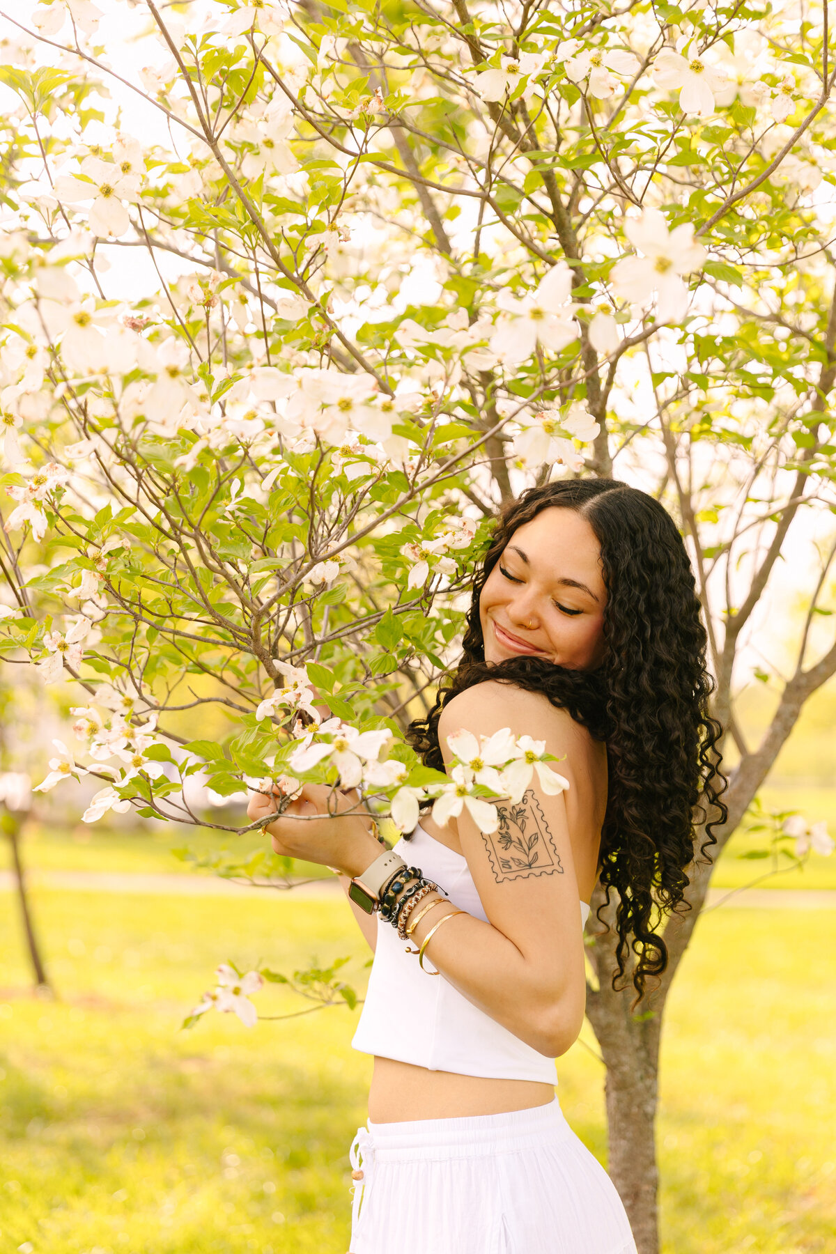 Senior photo packages Louisville, Book senior photo shoot Louisville KY