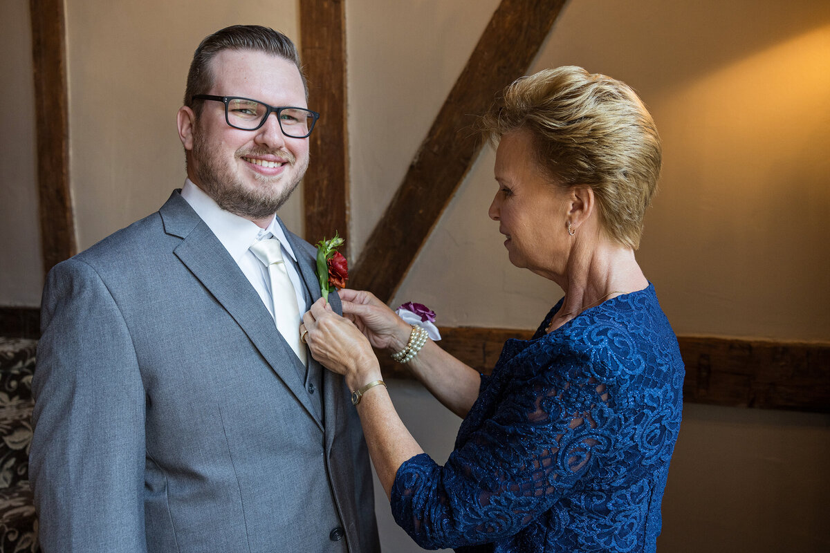 Wedding-Photographer-in-Michigan-109