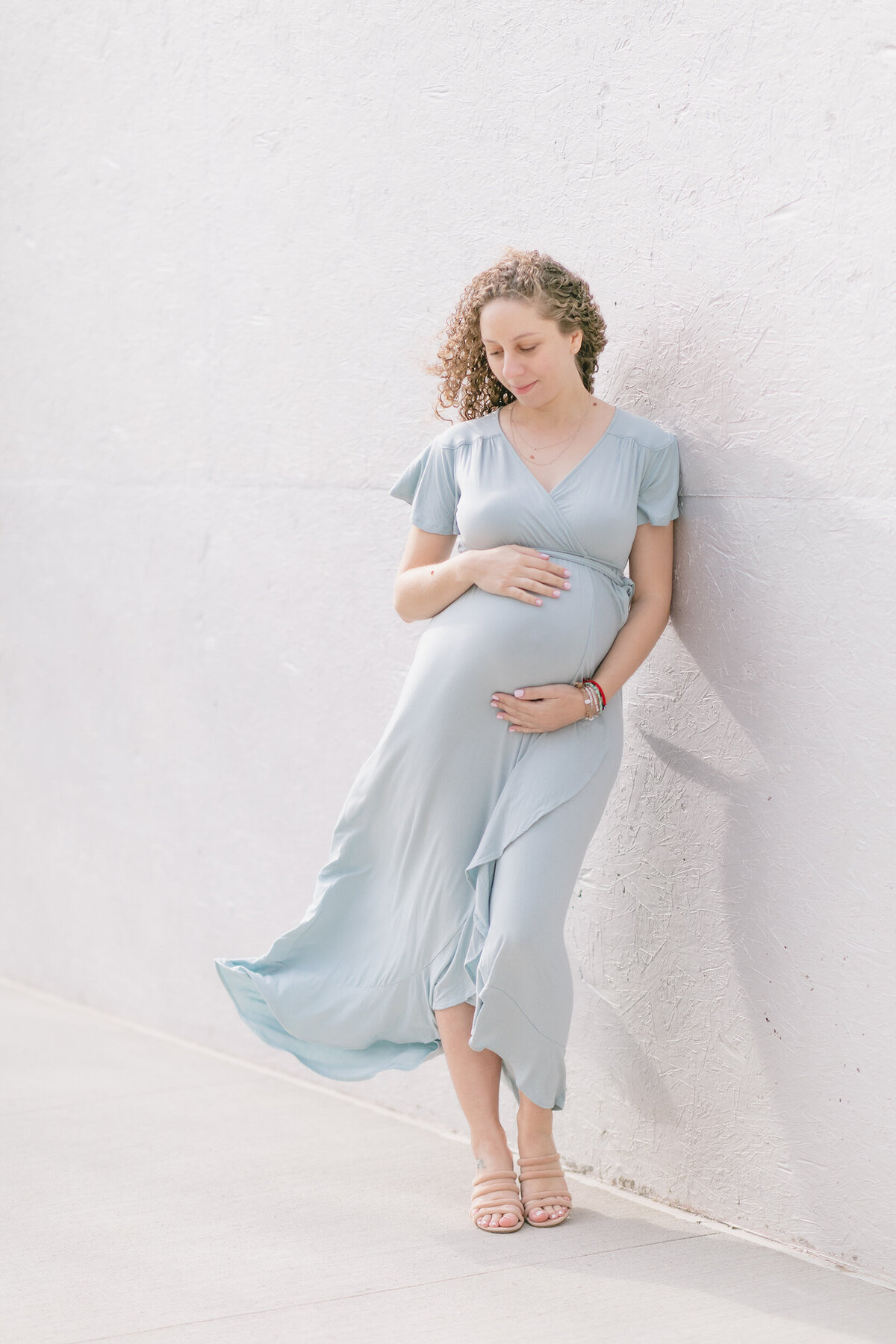 Alex Pregnancy Photoshoot at the Gantry Park by Caroline Alarcon