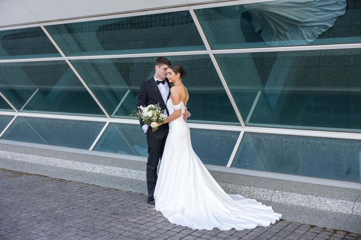 Milwauke art museum wedding