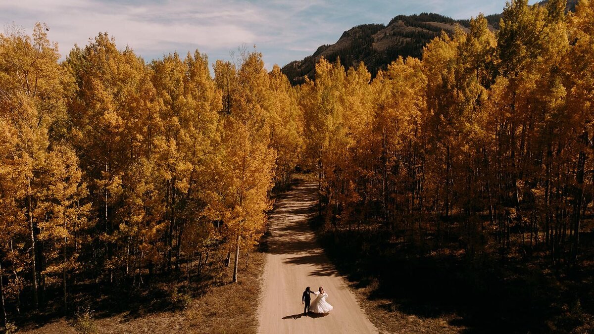 Savanna&Carter_WeddingDay_ KiKiCreates-223