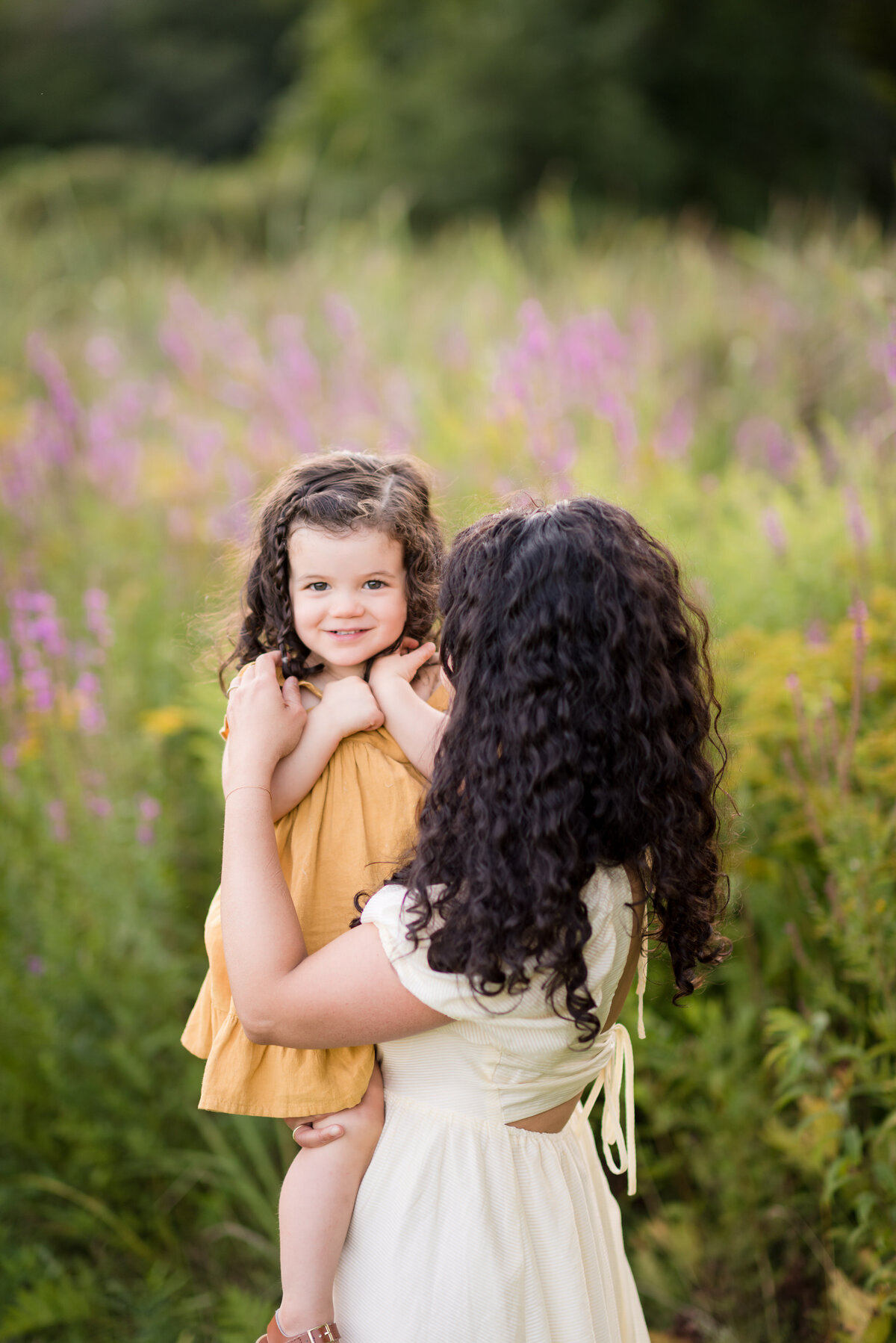 Boston-family-photographer-bella-wang-photography-Lifestyle-session-outdoor-wildflower-59