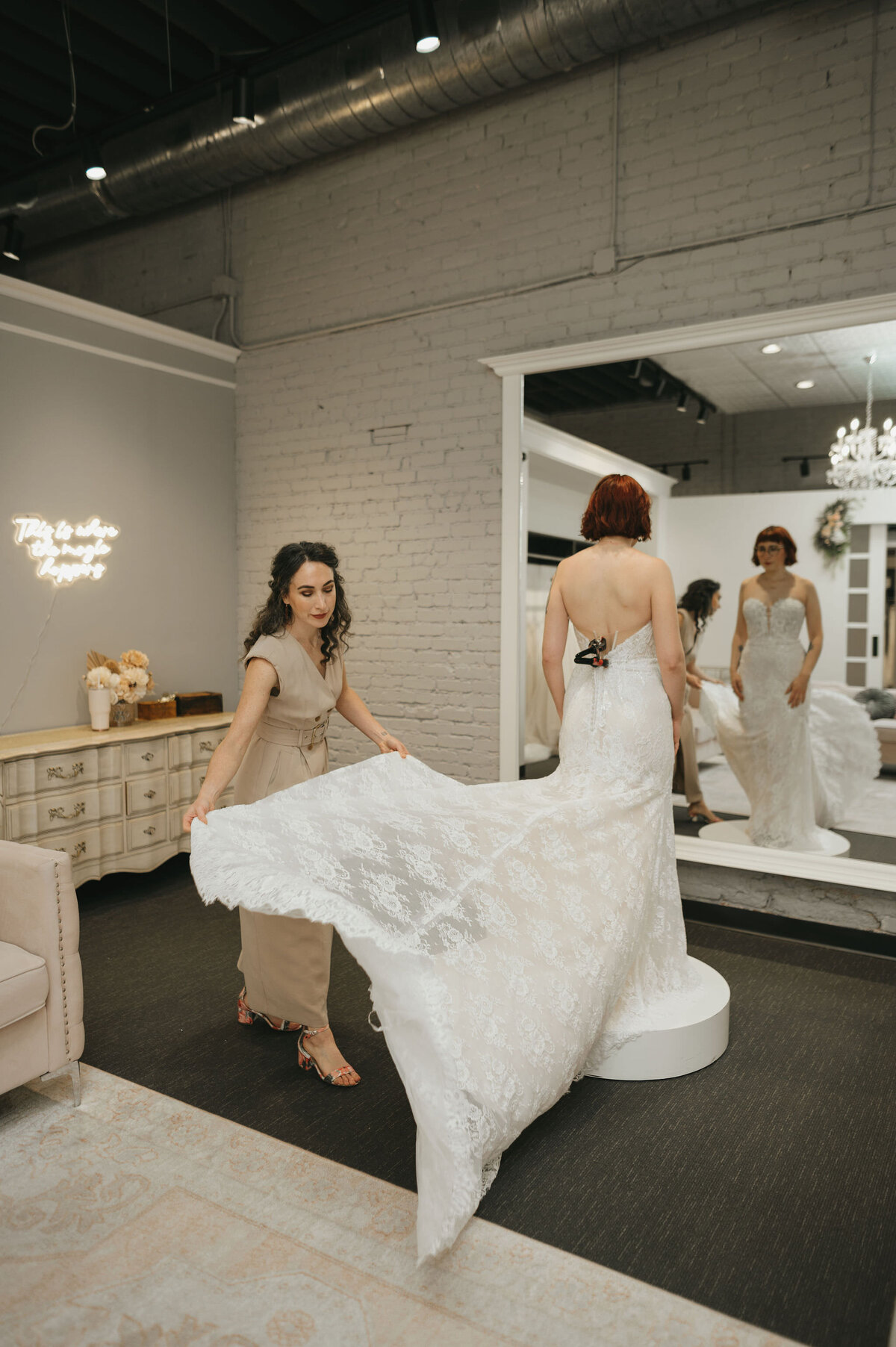 wichita-kansas-dress-gallery-wedding-photographer-shelby-laine-55